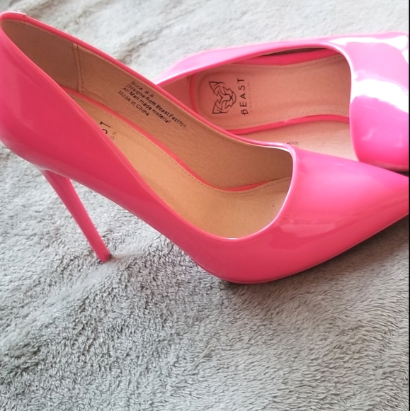 Women's 👠 Pointed pre owned Toe High Heels - Picture 6 of 6